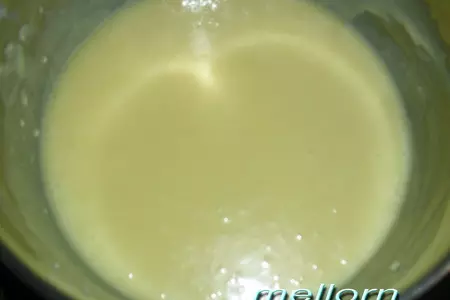 Трюфели из белого шоколада, сушeной клюквы и овсяных хлопьев: шаг 3