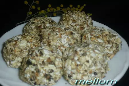 Трюфели из белого шоколада, сушeной клюквы и овсяных хлопьев: шаг 6