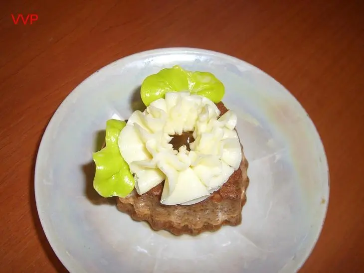 Корзинки-георгинки и колобки: шаг 14