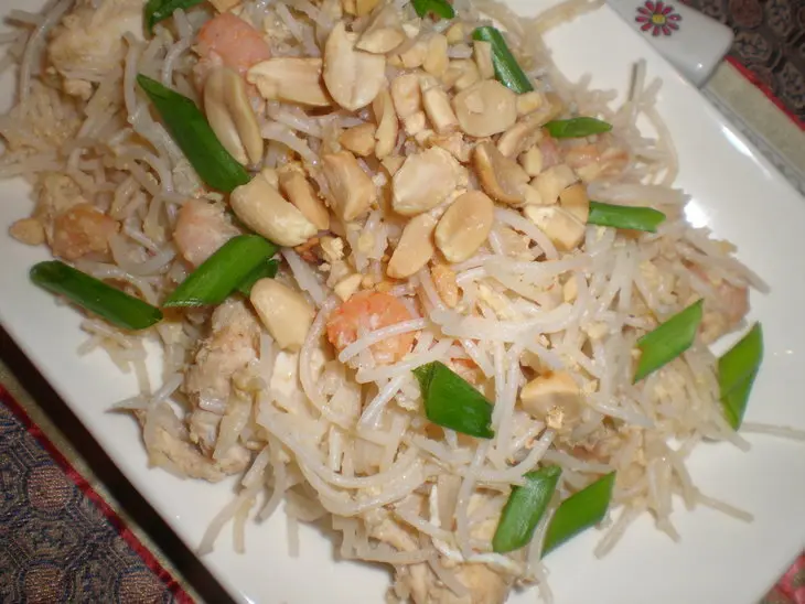 Рисовая вермишель с курицей и креветками: шаг 5