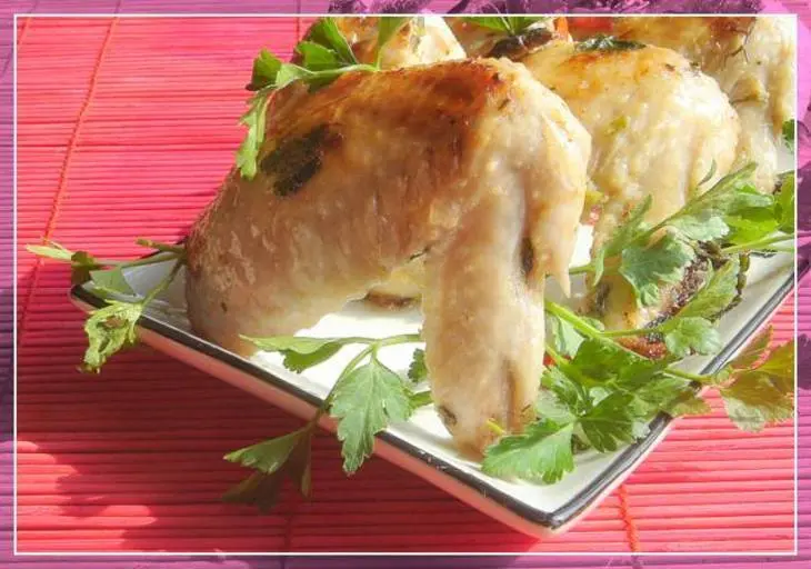 Куриные крылышки в маринаде с петрушкой и лимонным соком: шаг 8