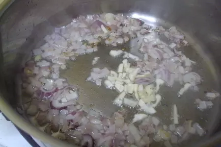 Каракатицы в красном соусе: шаг 2
