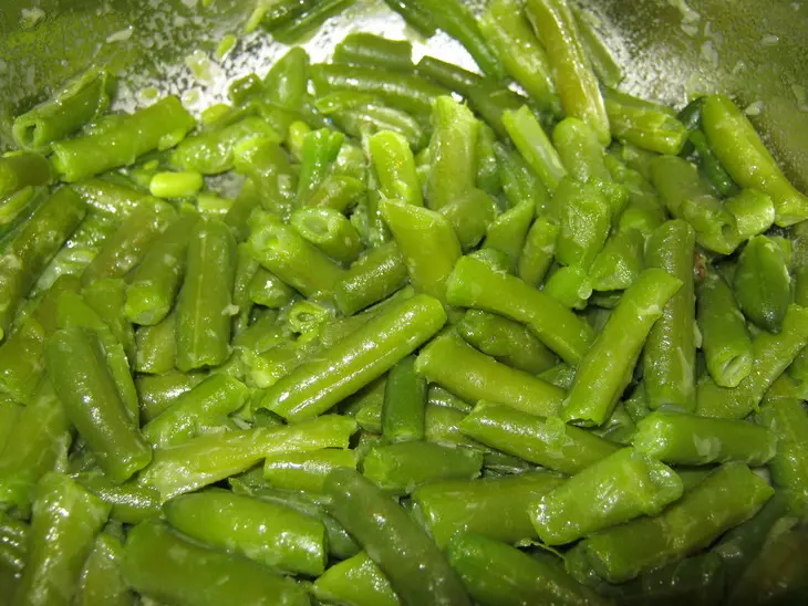 Коктейль из морепродуктов  с овощами=): шаг 5
