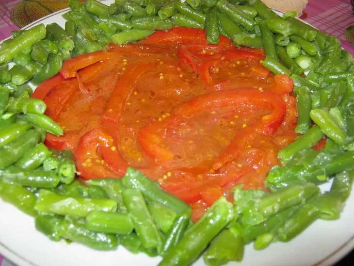 Коктейль из морепродуктов  с овощами=): шаг 8