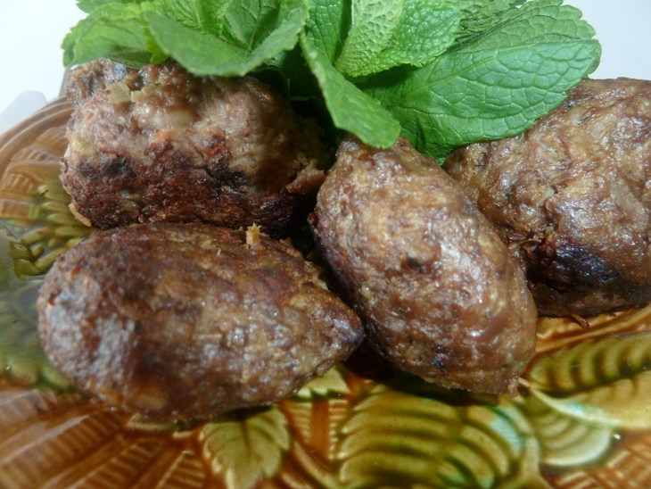 Марокканские ароматные котлетки из баранины с мятно - йогуртовым соусом: шаг 11