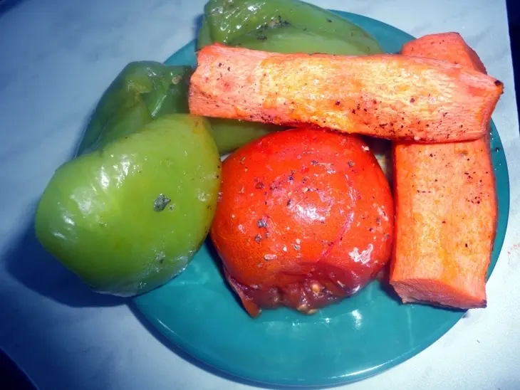 Салат из запеченых овощей и куриных желудочков: шаг 3