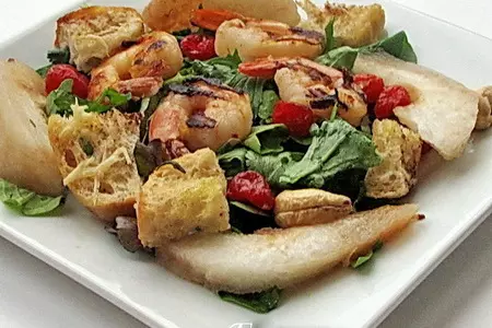 Салат с грушами и креветками: шаг 6
