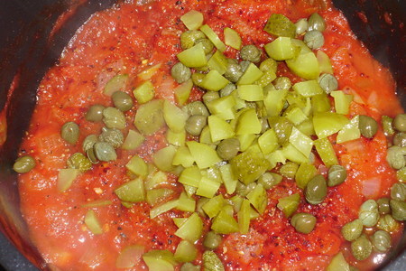 Яйца под горячим томатным соусом: шаг 3