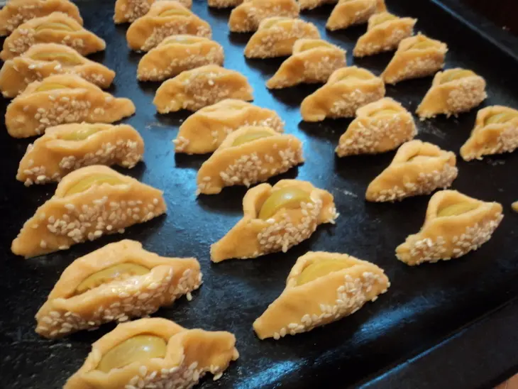 Печенье с оливками и кунжутом.: шаг 4