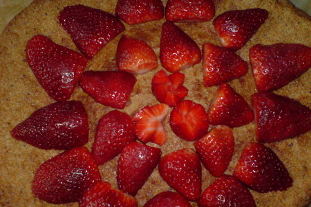 Миндальное блюдо с ягодами /фруктами (gato’d’ ametles): шаг 6