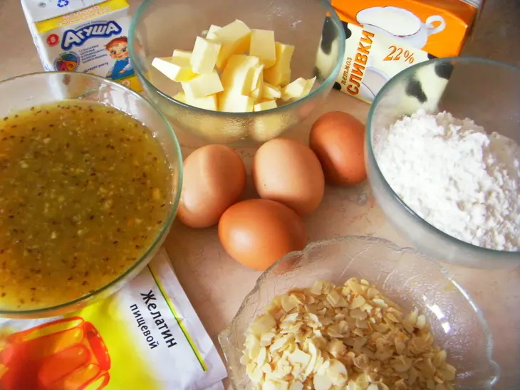 Миндальные профитроли с кремом из крыжовника  и апельсина со сливками: шаг 1