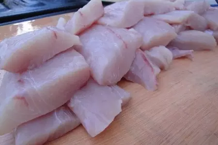 Махи-махи с ананасом в кокосовом молоке: шаг 2