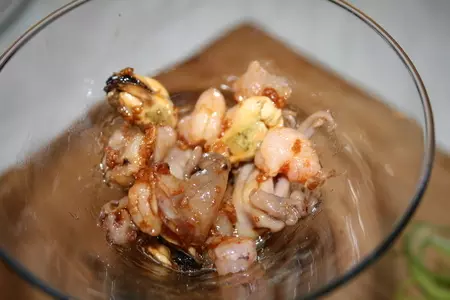 Салат-коктейль с брокколи и морепродуктами: шаг 4