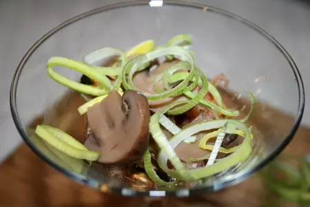 Салат-коктейль с брокколи и морепродуктами: шаг 5
