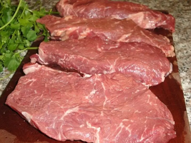 Нью-иорк стэйк с ромеско соусом и овощами: шаг 1