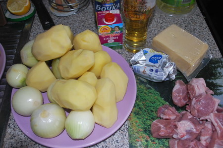 Картофельно-луковая запеканка с мясом: шаг 1