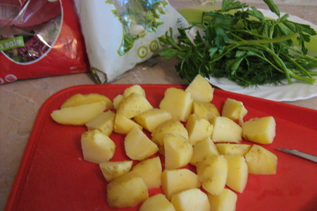Салат «белая дача» с молодым картофелем: шаг 1