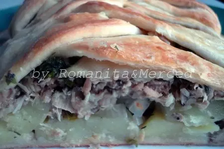 Слоеный пирог с рыбой и картофелем: шаг 8