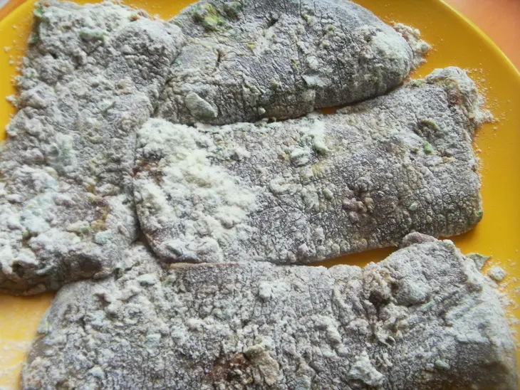 Печень,запечённая с овощами и грибами.: шаг 3