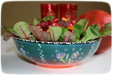 Яркий весенний салат с нутом,свёклой и зёрнами граната: шаг 7