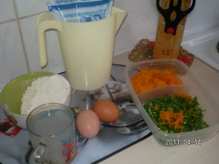 Омлетный блинчик с мясом: шаг 1