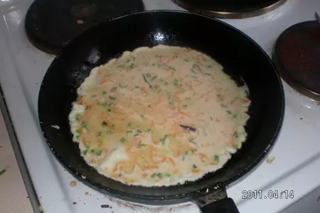 Омлетный блинчик с мясом: шаг 4