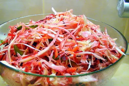 Быстро маринованная капуста со свеклой, морковкой и сладким перцем: шаг 3