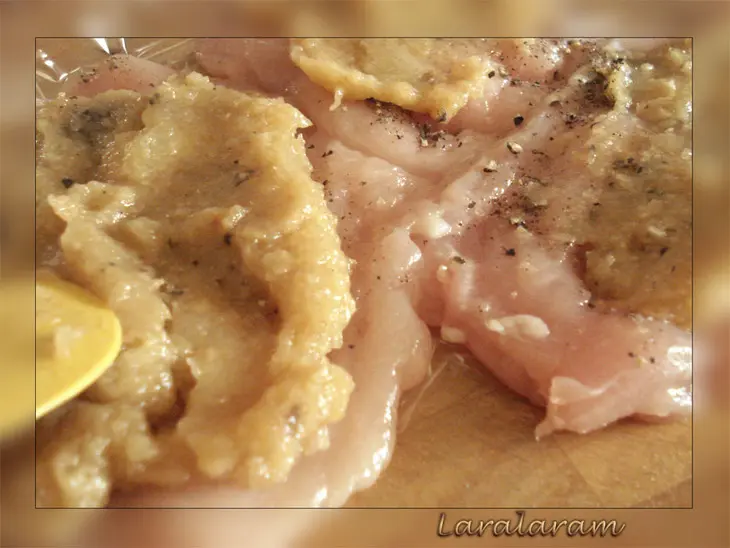 Куриные рулетики с начинкой из сухофруктов - "нектар и амброзия": шаг 6