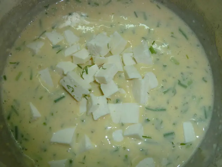 Картофельный пирог с сыром и зеленью, как пирог или как самодостаточный ужин: шаг 8