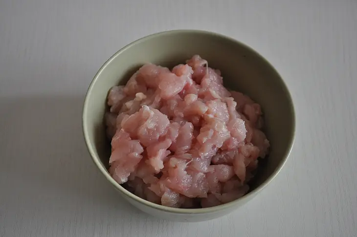 Восточный весенний салат с курицей: шаг 2