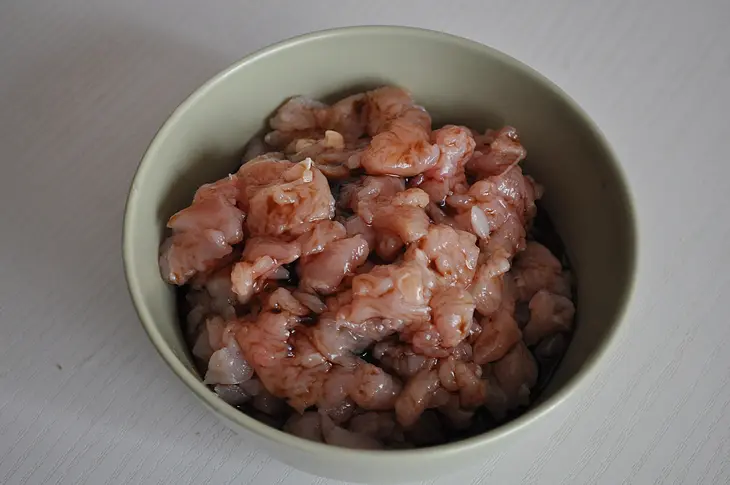 Восточный весенний салат с курицей: шаг 3