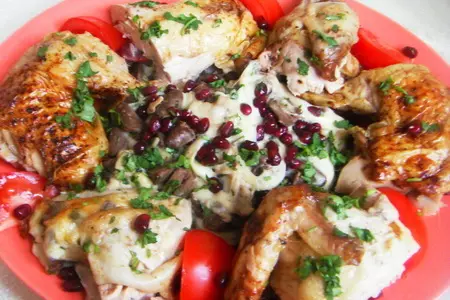 Курица фаршированная сулугуни,гранатом и куриными сердечками: шаг 5