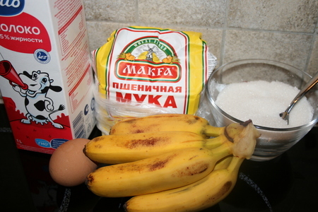 Банановые оладушки: шаг 1