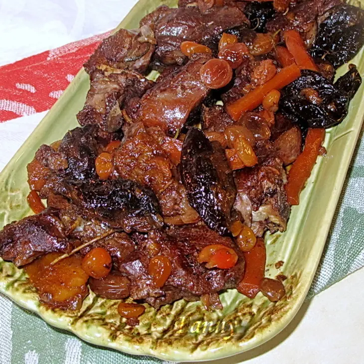 Баранина, запеченная с сухофруктами: шаг 6