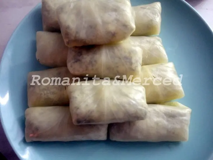 Голубцы с творогом, шпинатом, зеленью и чесночком: шаг 2