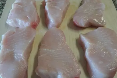 Жаренная акула и соус с анчоусами: шаг 1