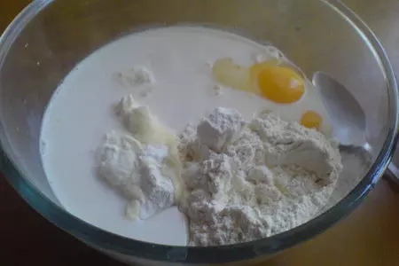 Оладьи из творога: шаг 1