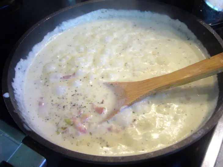 Паста фарфалле со сливочным соусом, зеленым горошком и стручковой фасолью: шаг 3