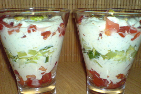 Томатное тирамису  или салат из помидоров,огурца  и фисташкового песто: шаг 7