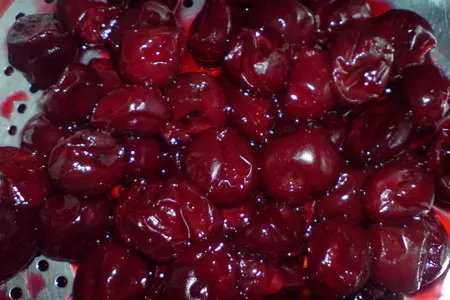 Пирожки с корицей, вишней и розмариновым кремом: шаг 2