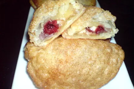 Пирожки с корицей, вишней и розмариновым кремом: шаг 9
