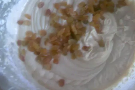 Медовый кекс с яблоком и изюмом: шаг 1