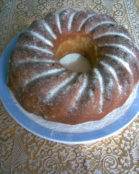 Медовый кекс с яблоком и изюмом: шаг 5