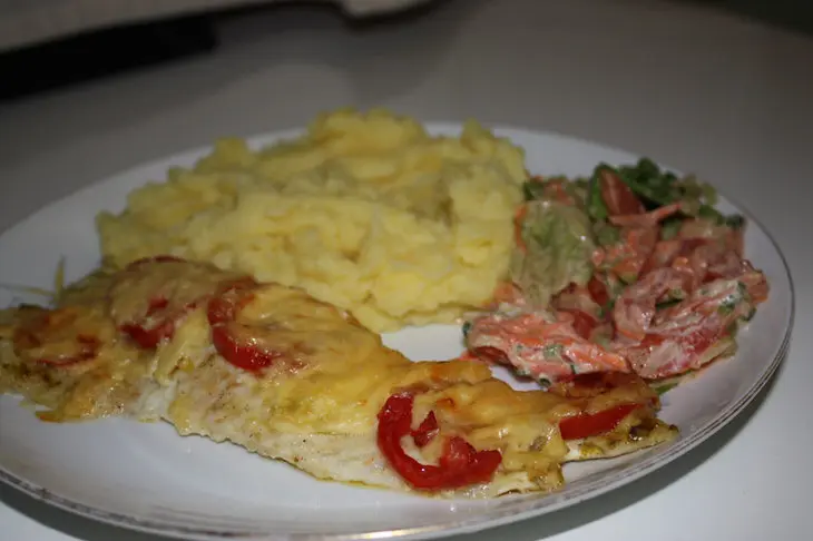 Пангасиус с сыром и помидорами: шаг 4