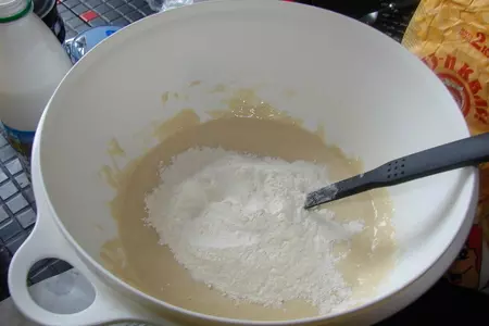 Сдобные плюшки на закваске: шаг 3