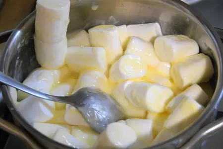 Мастика из маршмеллоу и шокомастика: шаг 4