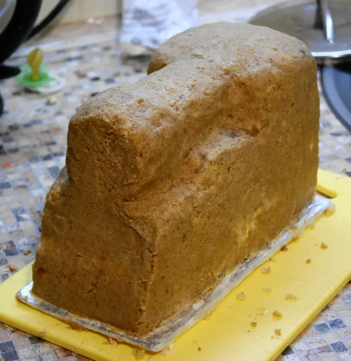 Торт паровозик томас: шаг 6