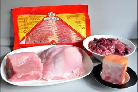 Мясной террин с королевскими шампиньонами.: шаг 1
