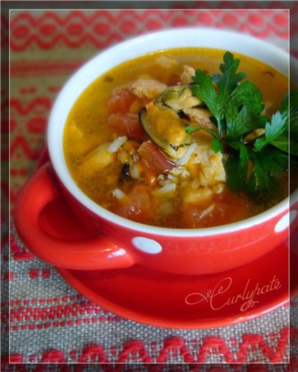 Суп рыбный с мидиями и рисом: шаг 3