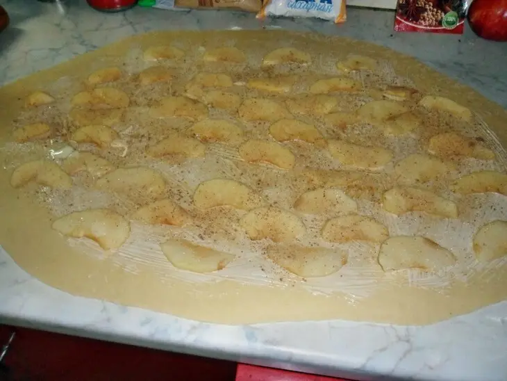 Штрудель по-польски.(с яблоком и корицей): шаг 3